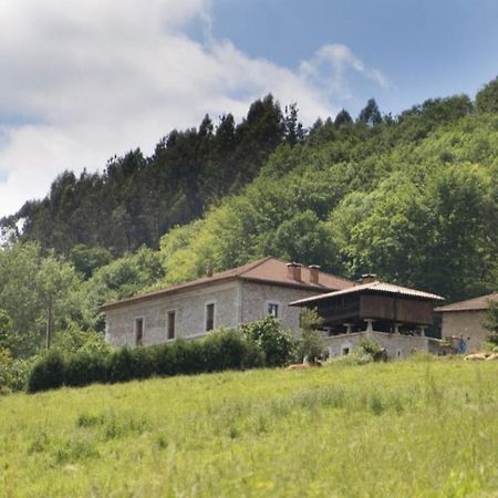 Agroturismo La Casona De Belmonte Ovinana  Extérieur photo